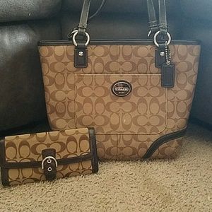 Coach purse with matching wallet